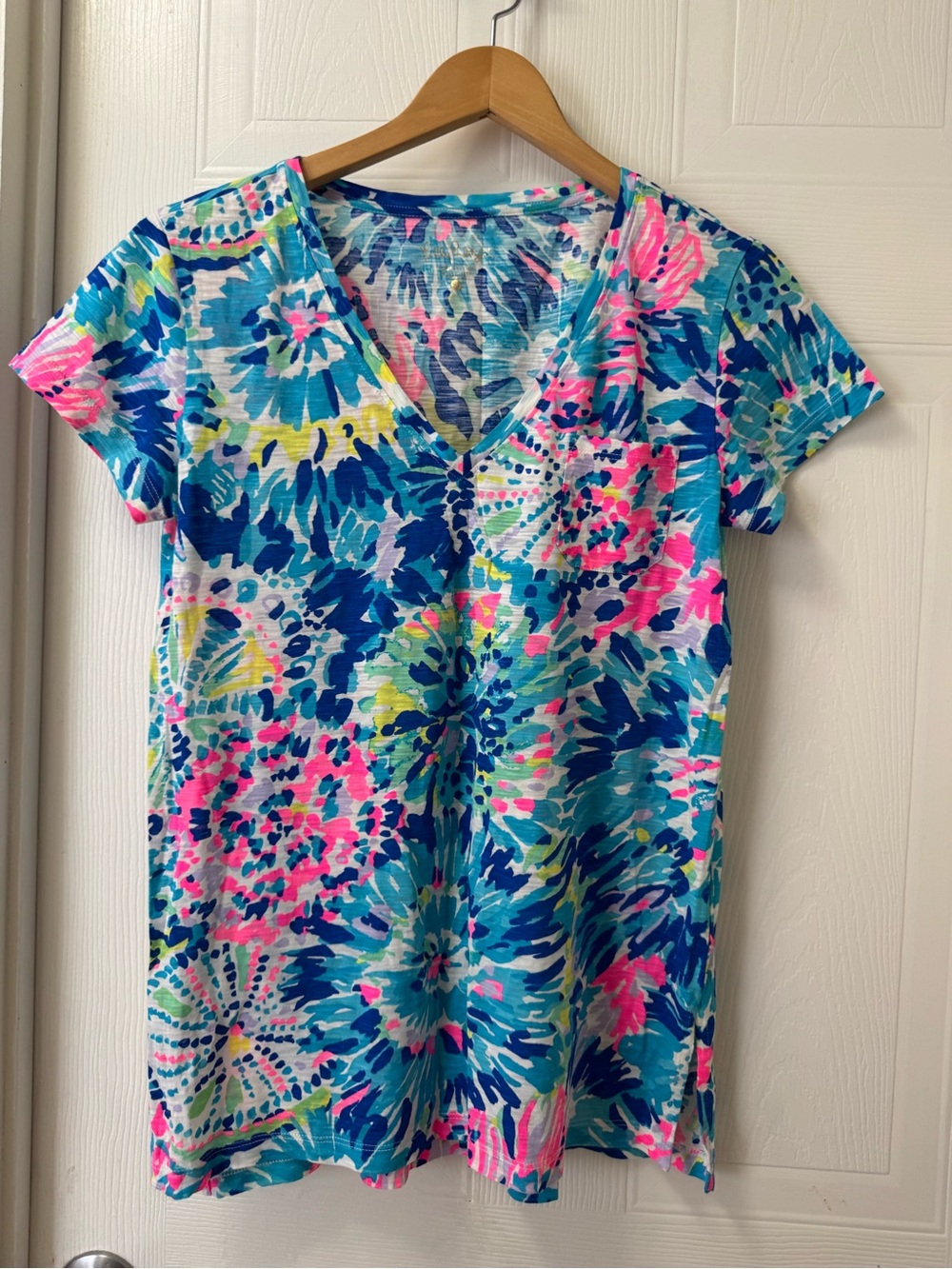 Lilly Pulitzer Blue Aqua Pink Abstract Floral Tee